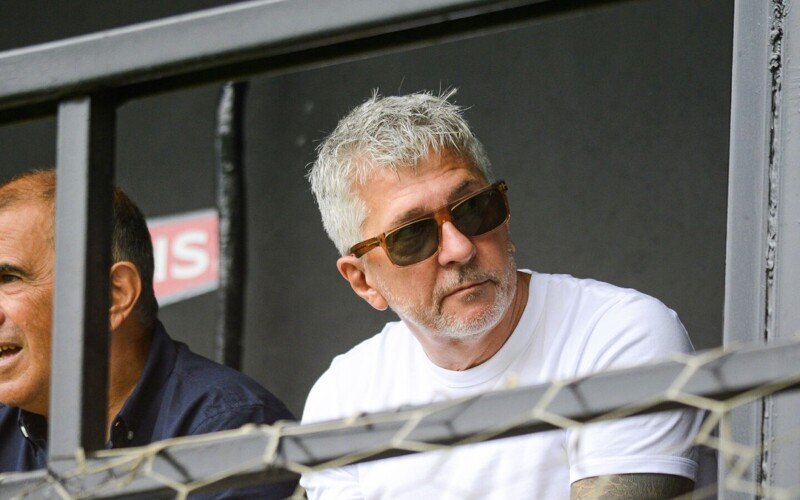 26 November 2024, Argentina, Rosario: Jorge Messi, father of Argentine soccer star Lionel Messi, watches Inter Miami's game against Pe??arol from Argentina, in which his grandson Thiago is playing. Photo: Emma Garcia/dpa - Photo by Icon Sport